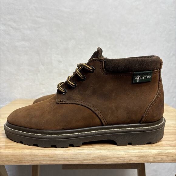 Eastland Brown Leather Lace Up Ankle Chukka Boot Moc Toe Lug Sole Size 7.5 - Picture 1 of 13